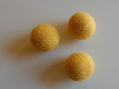 Picture of Filzkugel gelb